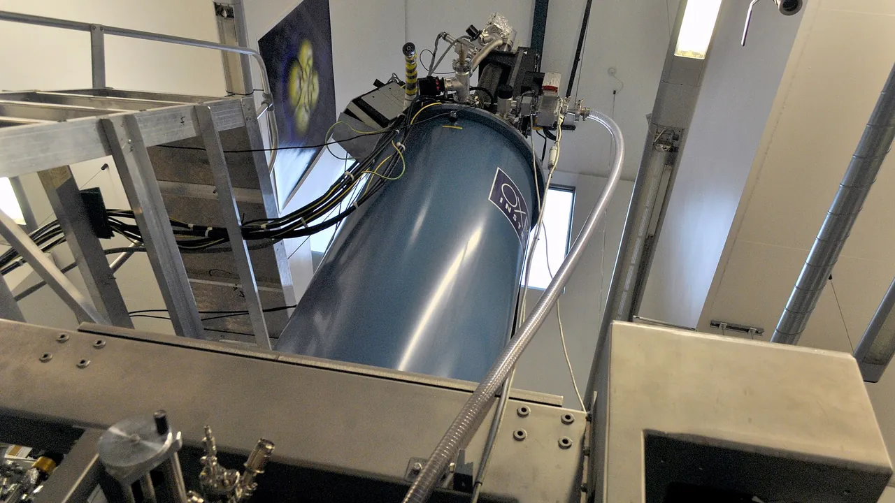 Scanning tunnelling microscope (11796578763)