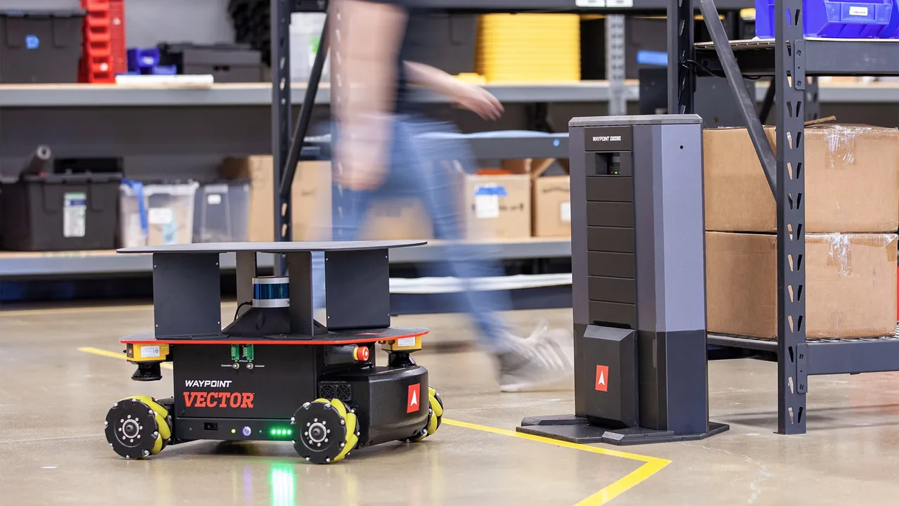 Vector3DHD autonomous mobile robot and EnZone wireless charging