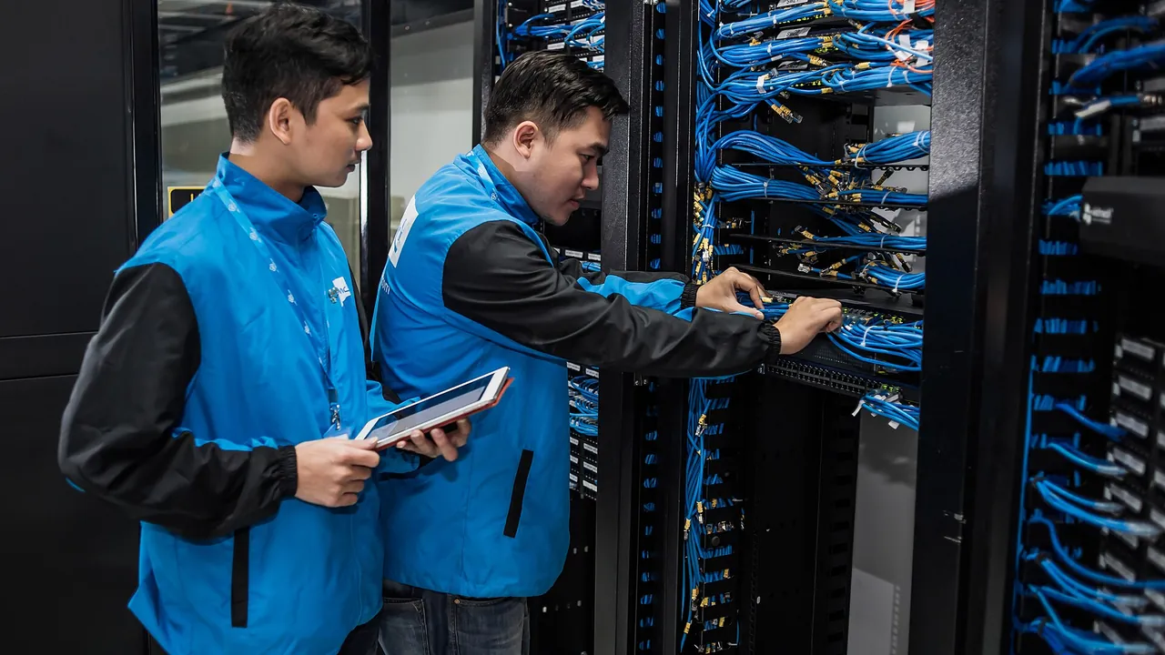 Data Center của CMC Telecom (2)