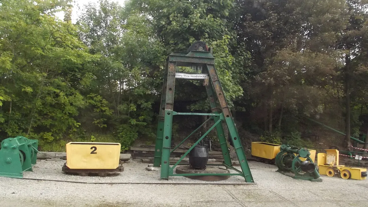 Peak Mines display - National Tramway Museum - Crich - first tram ride on Sheffield 510 - Glory Mine Headstocks (1537992
