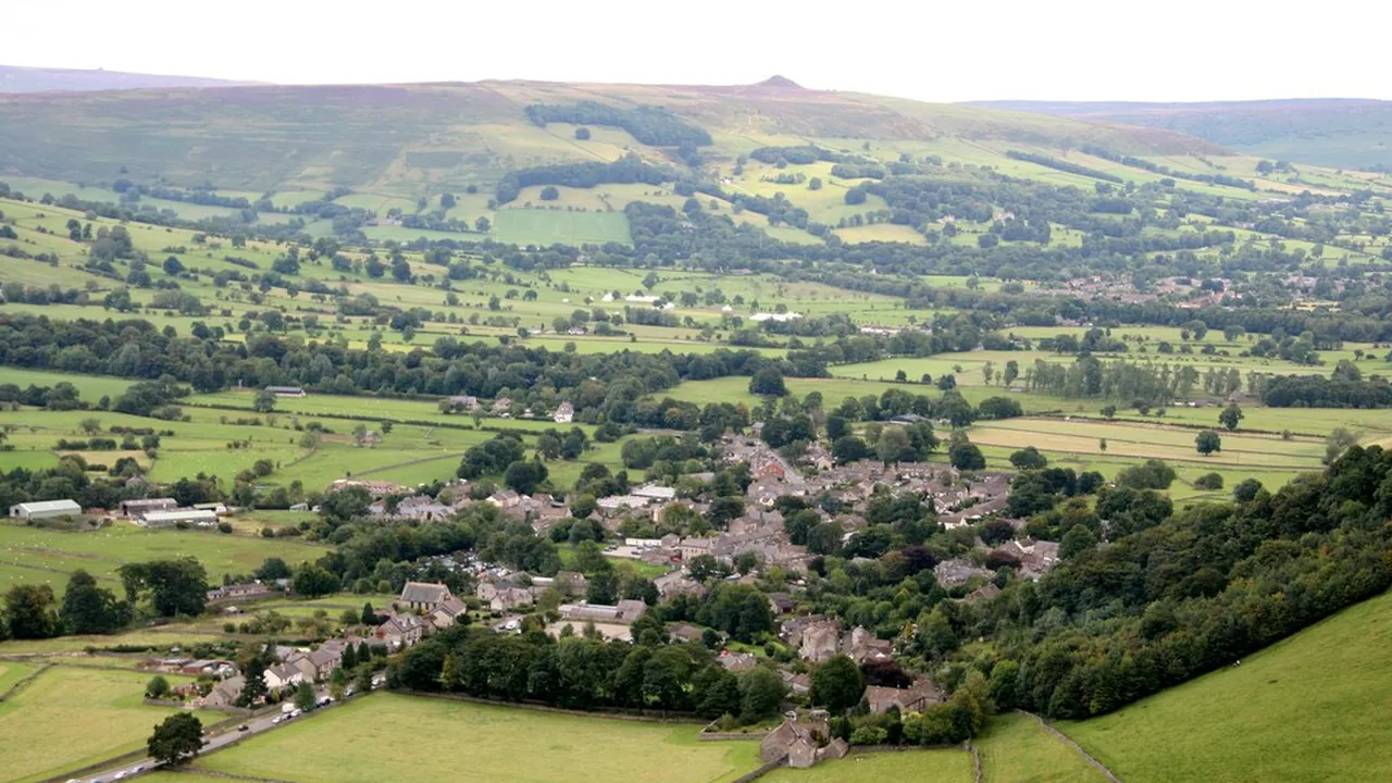 Castleton, Derbyshire - geograph.org.uk - 2035485