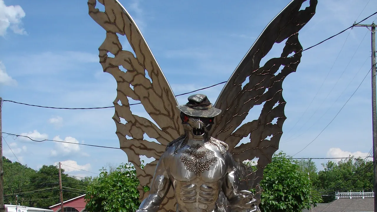 Mothman Statue 23 May 2009