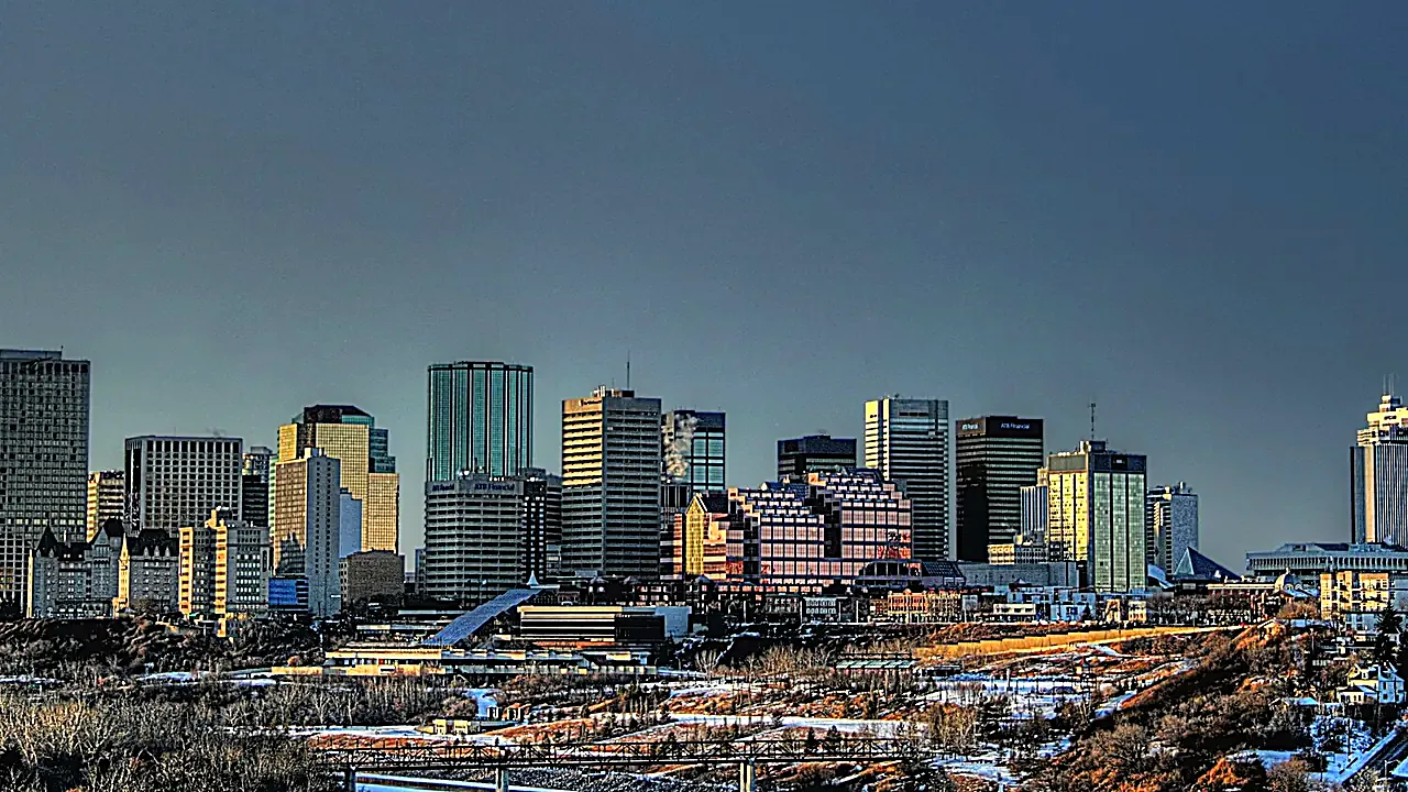 Downtown-Skyline-Edmonton-Alberta-Canada-02-2
