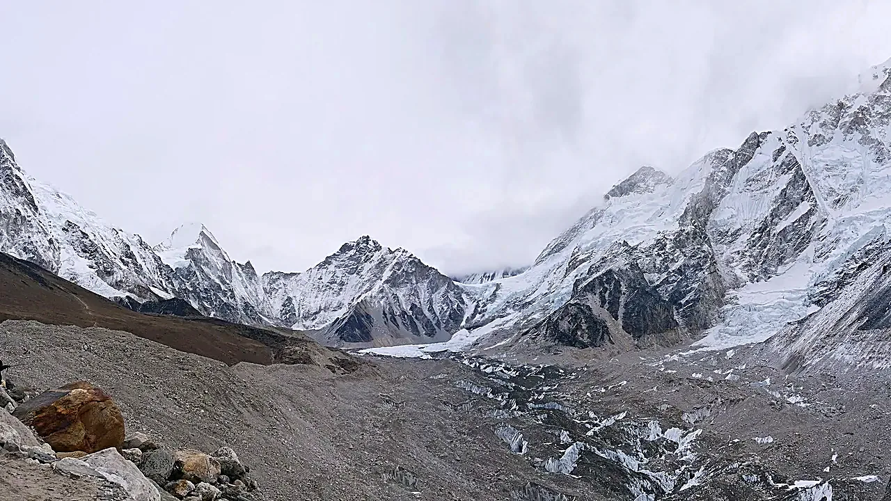 120410 Khumbu Glacier Pano