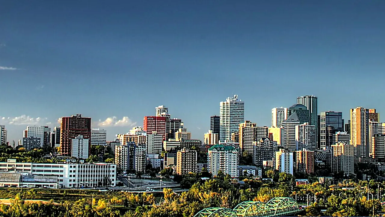 Downtown-Skyline-Edmonton-Alberta-Canada-01A