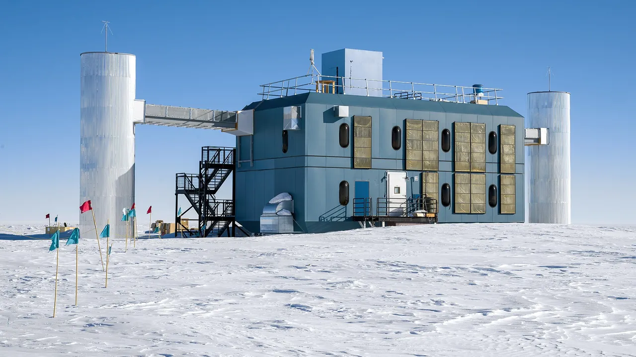 IceCube Neutrino Observatory in 2023 02