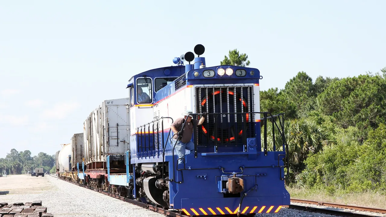 NASA Railroad 3 delivering tank cars for SpaceX (KSC-2012-3034a)