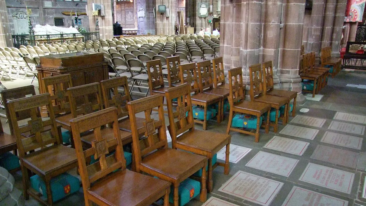Chester Cathedral, memorial chairs and plaques