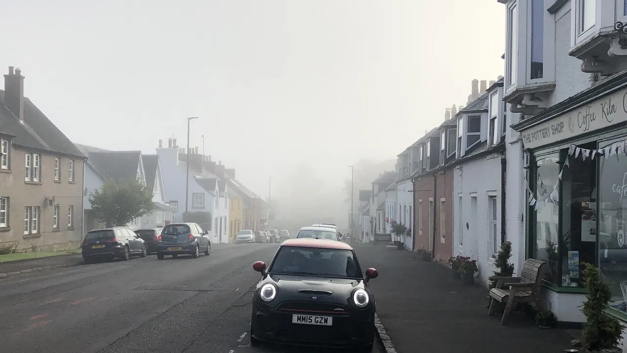 Foggy morning, Buchlyvie - geograph.org.uk - 7591047