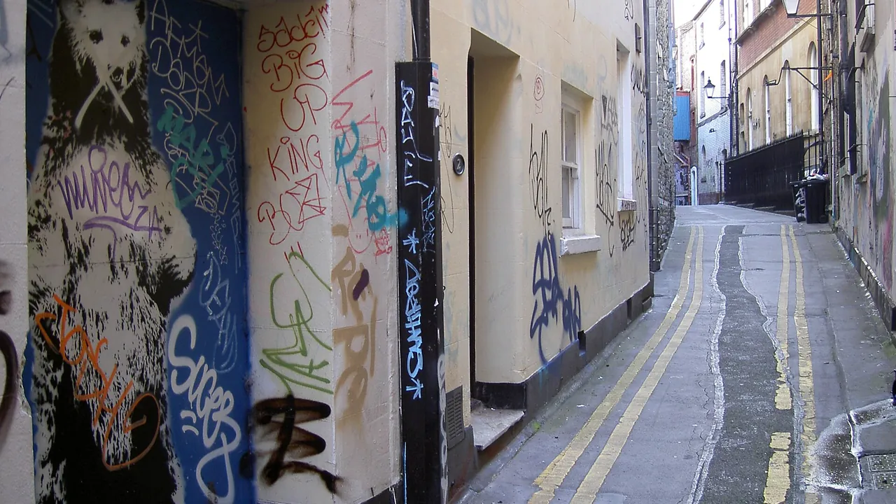 Bear with me - geograph.org.uk - 5479481
