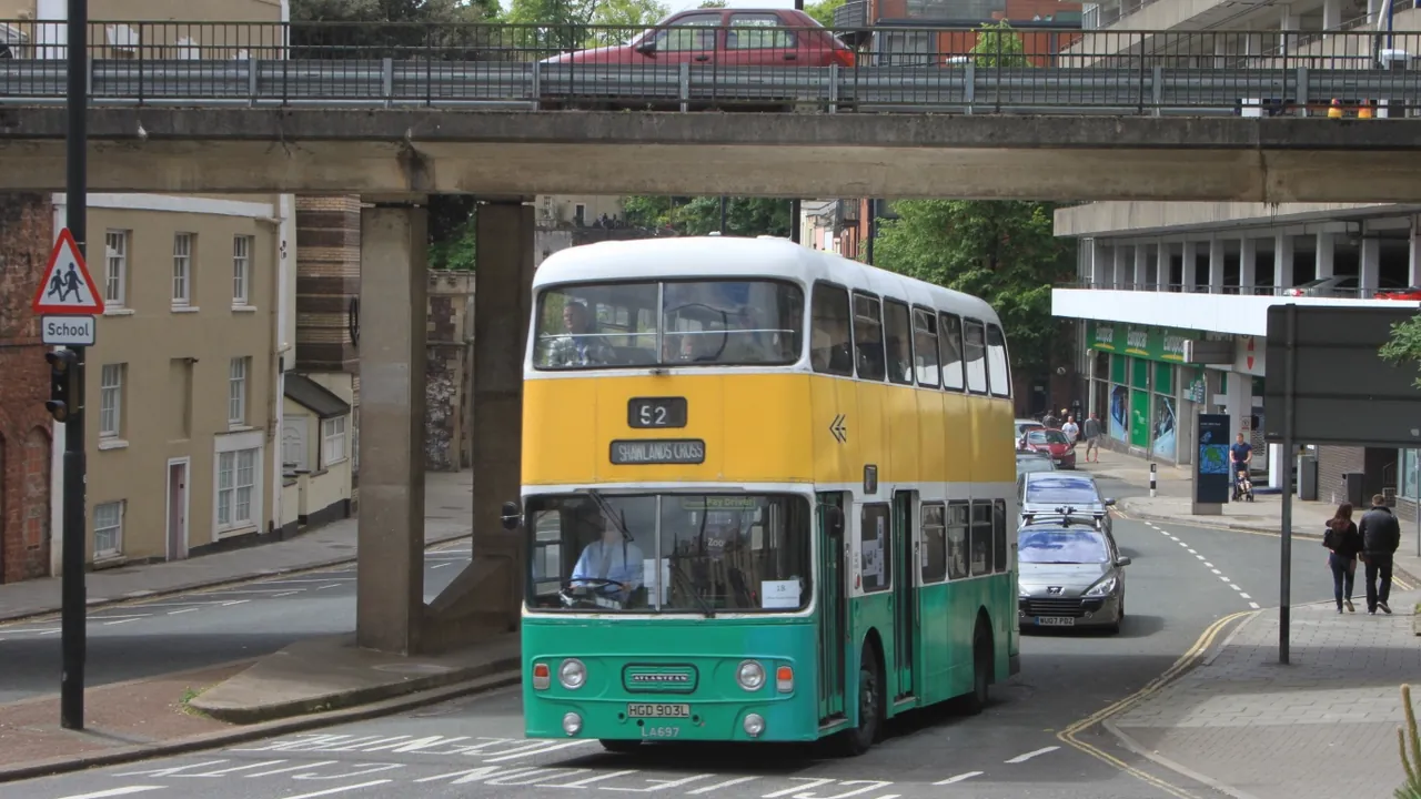 Bristol Jacob Wells Road - Glagow LA697 (HGD903L)