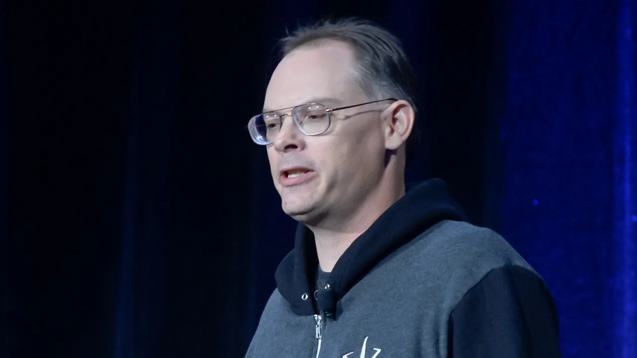 GDC 2016 TXT8604 Tim Sweeney (25730674112) (cropped2)