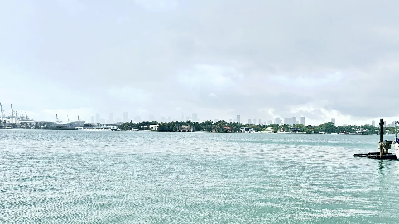 Miami Skyline obscured by rain shafts from Miami Beach 2026-04-07 1532