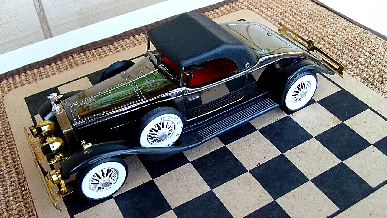 Rolls Royce AM Radio (10503511594)