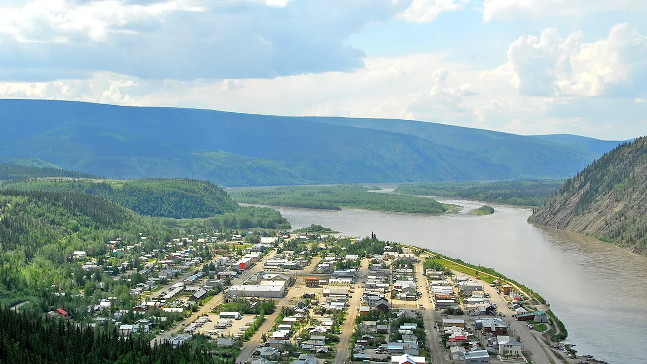 Dawson Yukon June 07