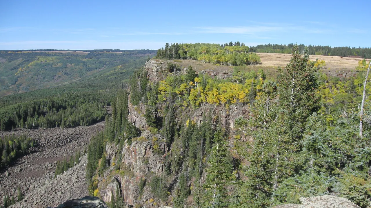 Cliff edge on Grand Mesa Colorado