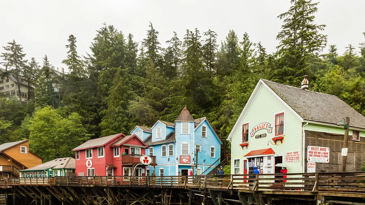 Calle histórica Creek, Ketchikan, Alaska, Estados Unidos, 2017-08-16, DD 50