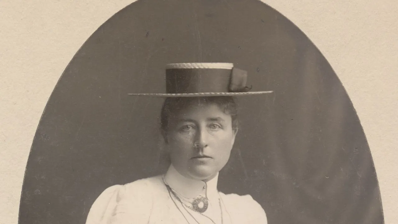 Baird, Edith Elina Helen - DPLA - c44257104e5cbfe7bebadad4296cf097