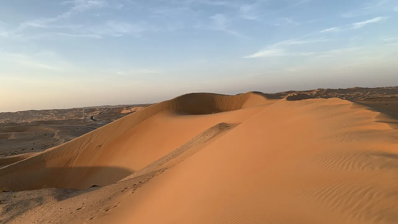 The massive sand dunes of Rub Al Khali