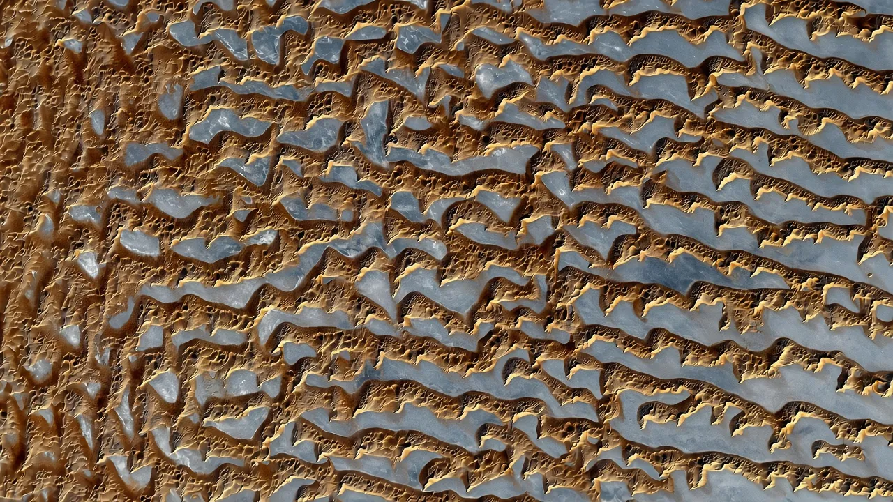 Rub' al Khali (Arabian Empty Quarter) sand dunes imaged by Terra (EOS AM-1)