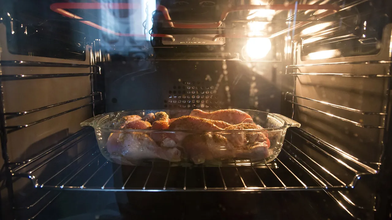Grilled chicken in electric oven, Rostov-on-Don, Russia
