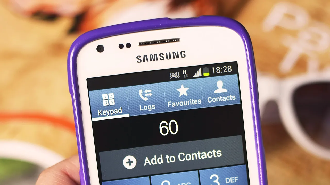 Hand-smartphone-technology-calling