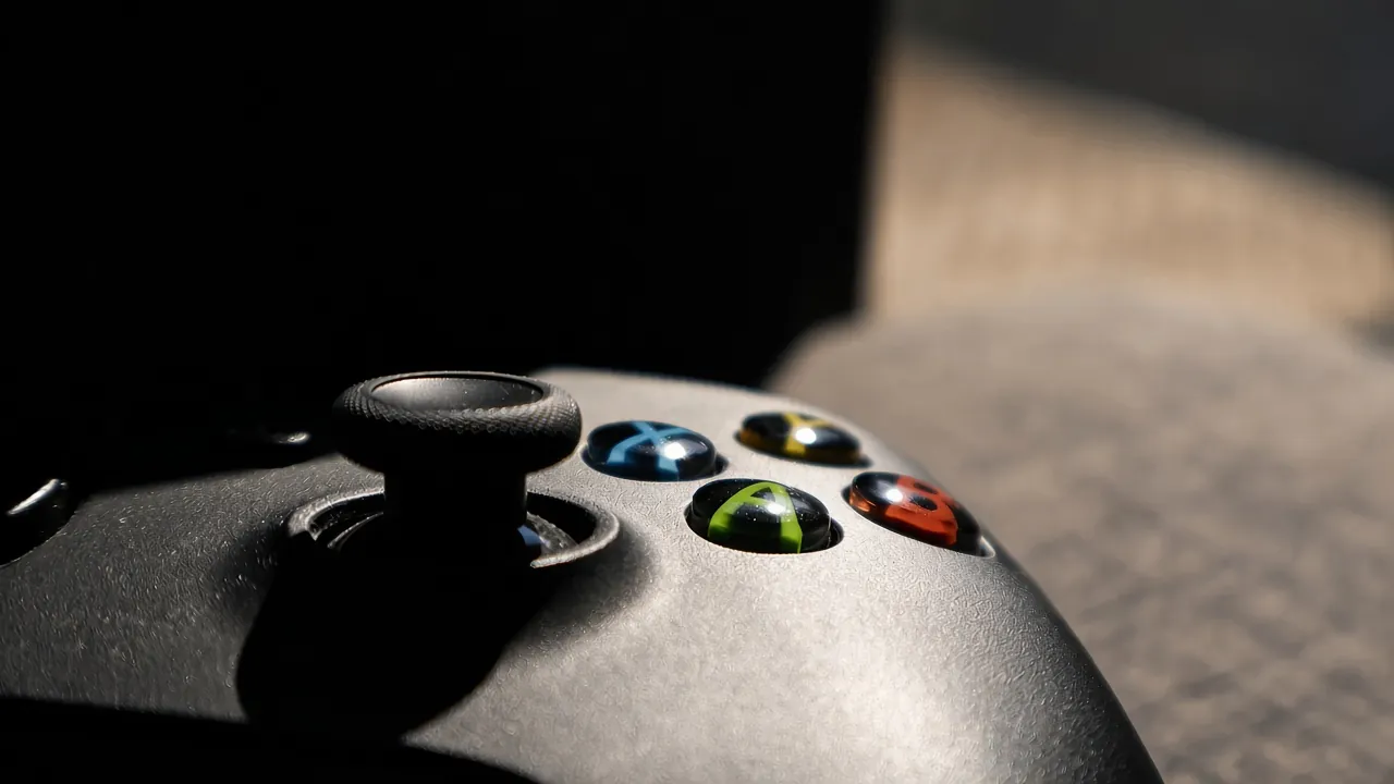 Black Xbox One X wireless controller, 1