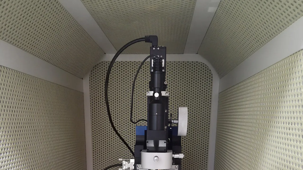 Atomic Force Microscope 01
