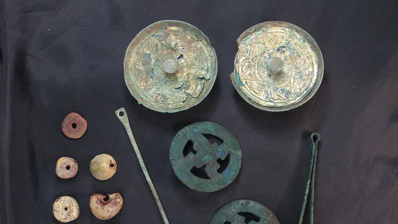 Early Medieval grave good assemblage (plan). (FindID 540348)