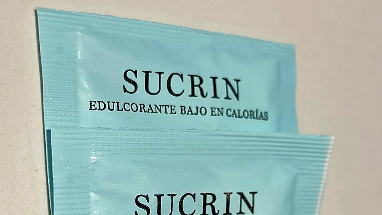Sucrin tabletop sweetener packets