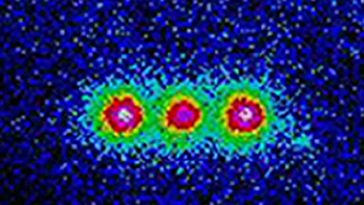 Fourier Transform, Beryllium Ions (5883951063)