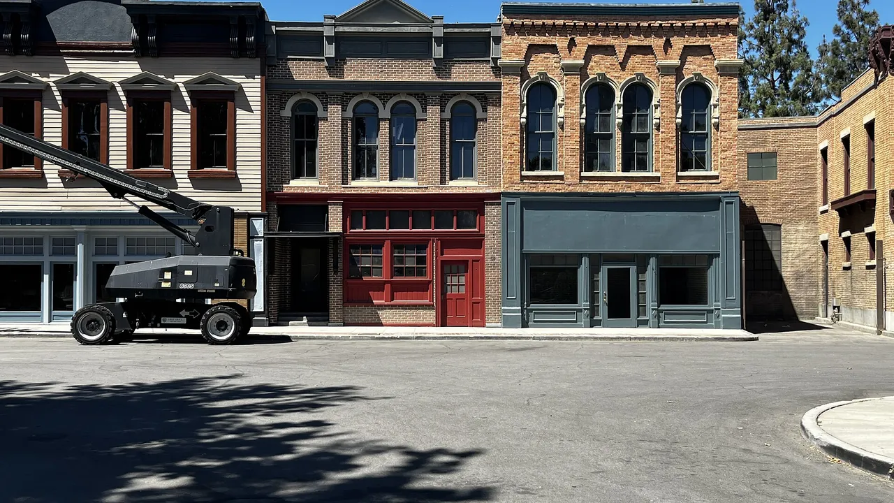 Film sets, Warner Bros. Studios (Burbank) July 2022 (27)