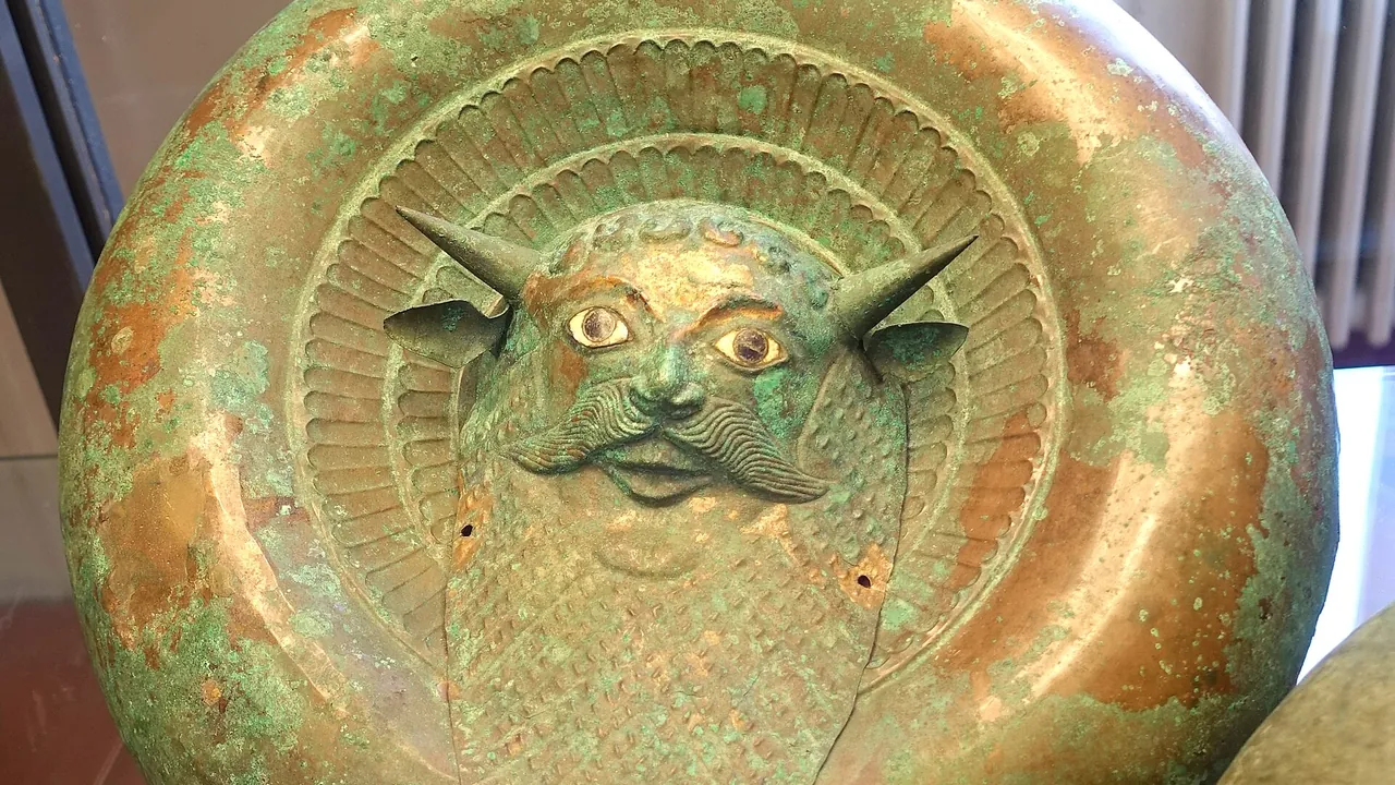 Bronze boss, lion head or Acheloos mask, no. 1, Tarquinia, Monte Quagliere necropolis, late 6th to early 5th century BC,