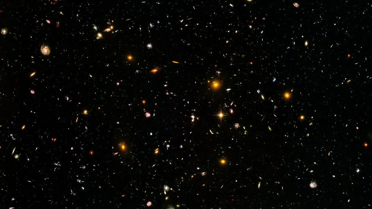 Hubble Ultra Deep Field(cropped)
