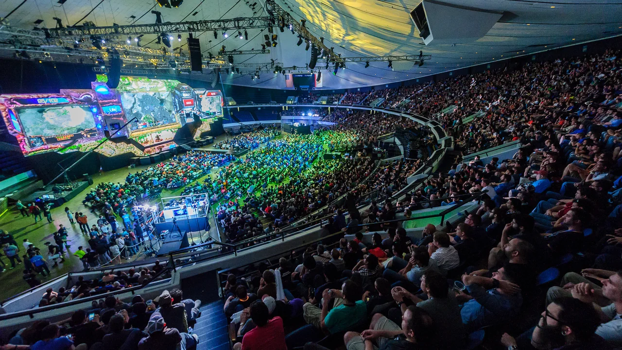 Público en un estadio durante unas finales mundiales de StarCraft II