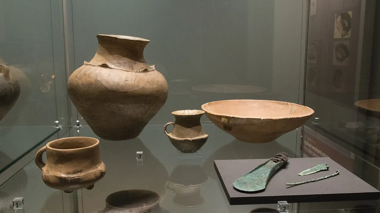 Bronze Age findings from Podražnice, Museum of Western Bohemia, 187776