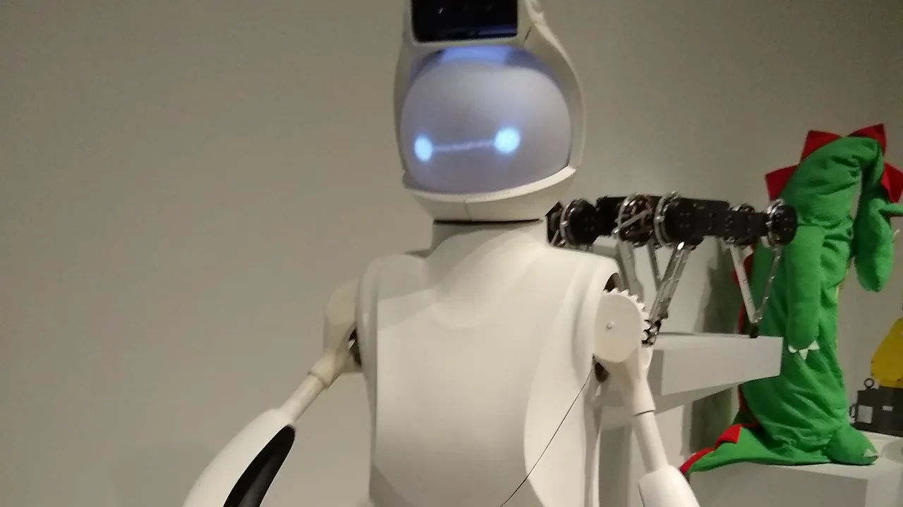 Quori socially interactive robot platform IMG 20200219 165323219 02
