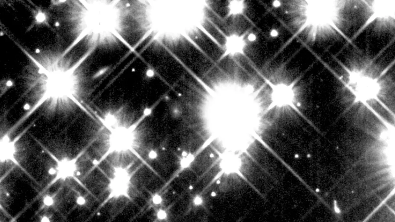 Close Up of Ancient, White Dwarf Stars in the Milky Way Galaxy (2002-10-1178)