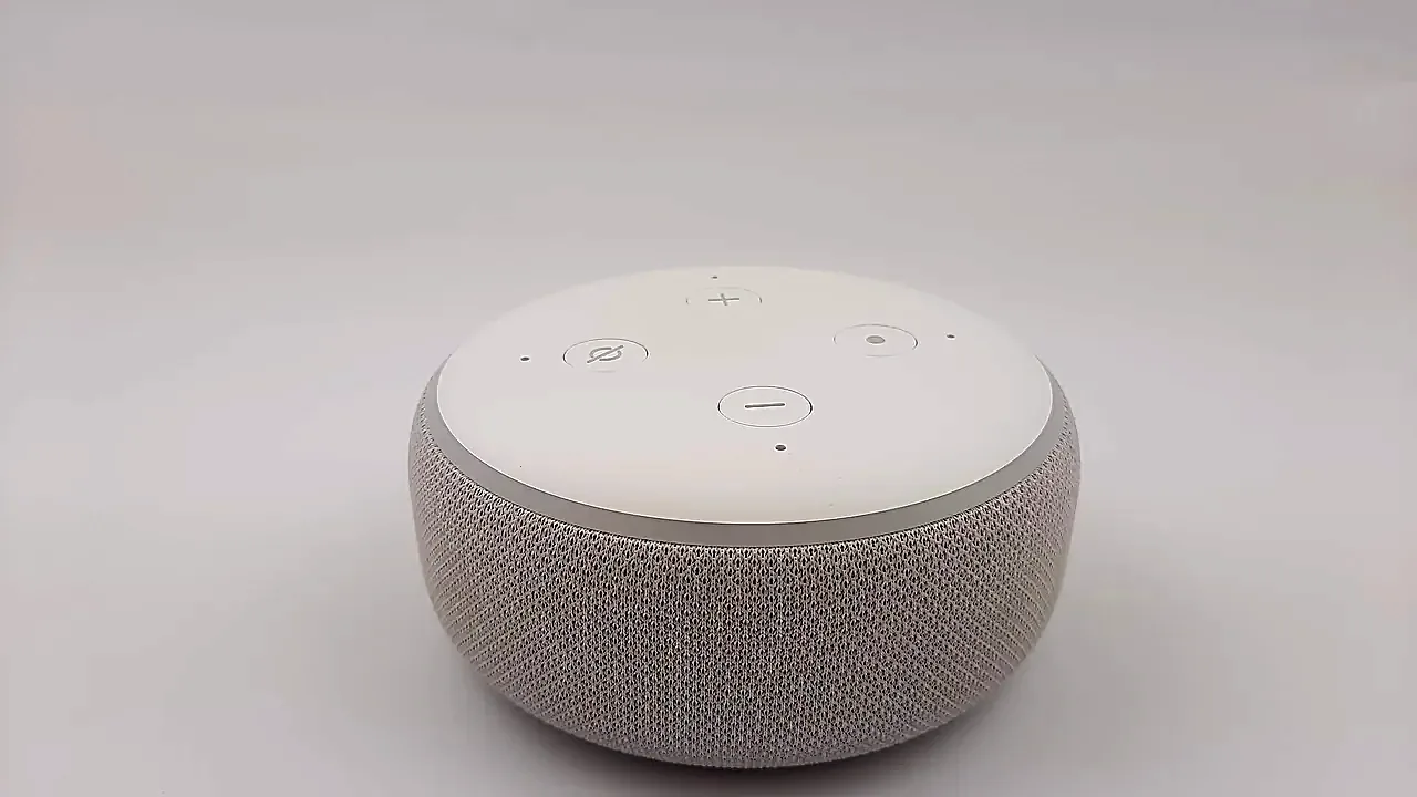 Alexa Amazon Echo Dot 3rd Gen Smart Speaker - Sandstone Fabric (Creative Commons) (51048461088)